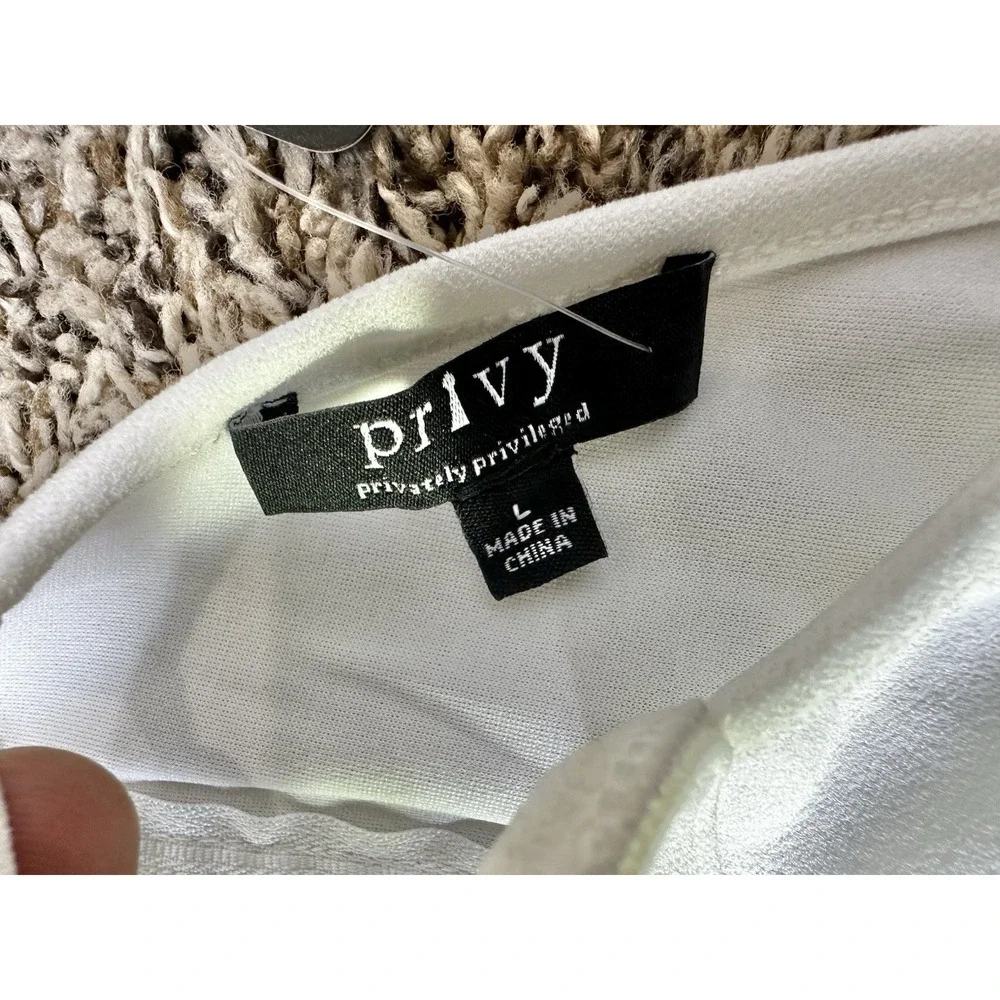 privy women size